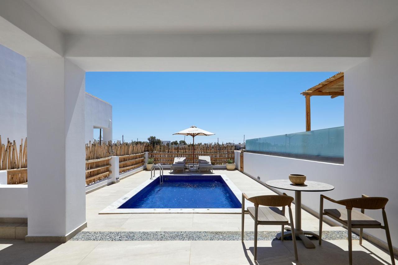 Sea Breeze Santorini Beach Resort, Curio By Hilton Agios Georgios  ภายนอก รูปภาพ