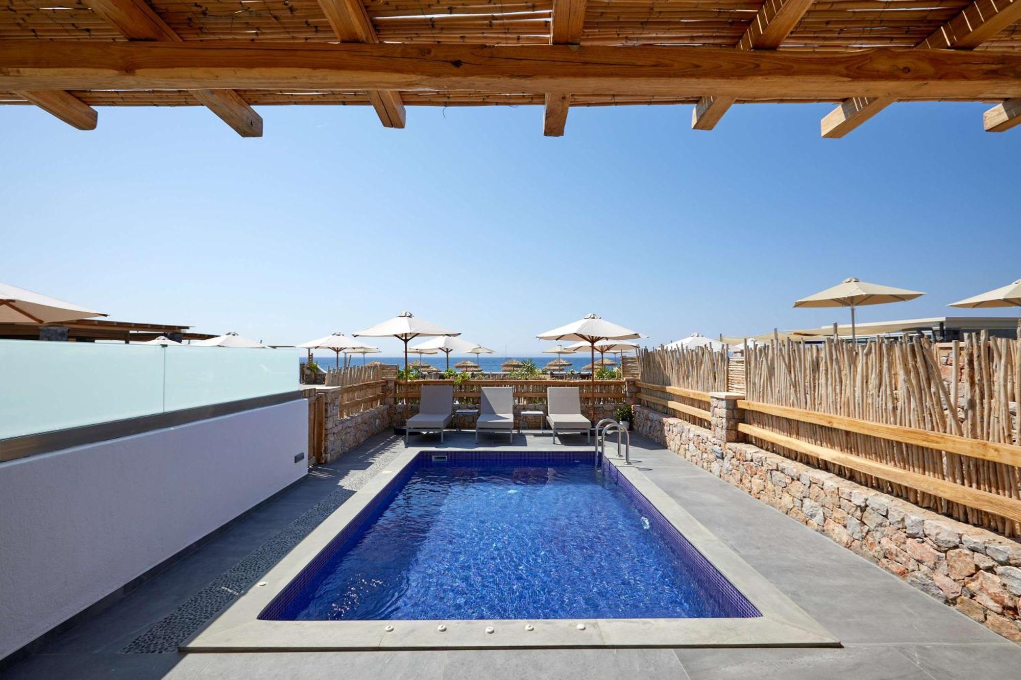 Sea Breeze Santorini Beach Resort, Curio By Hilton Agios Georgios  ภายนอก รูปภาพ
